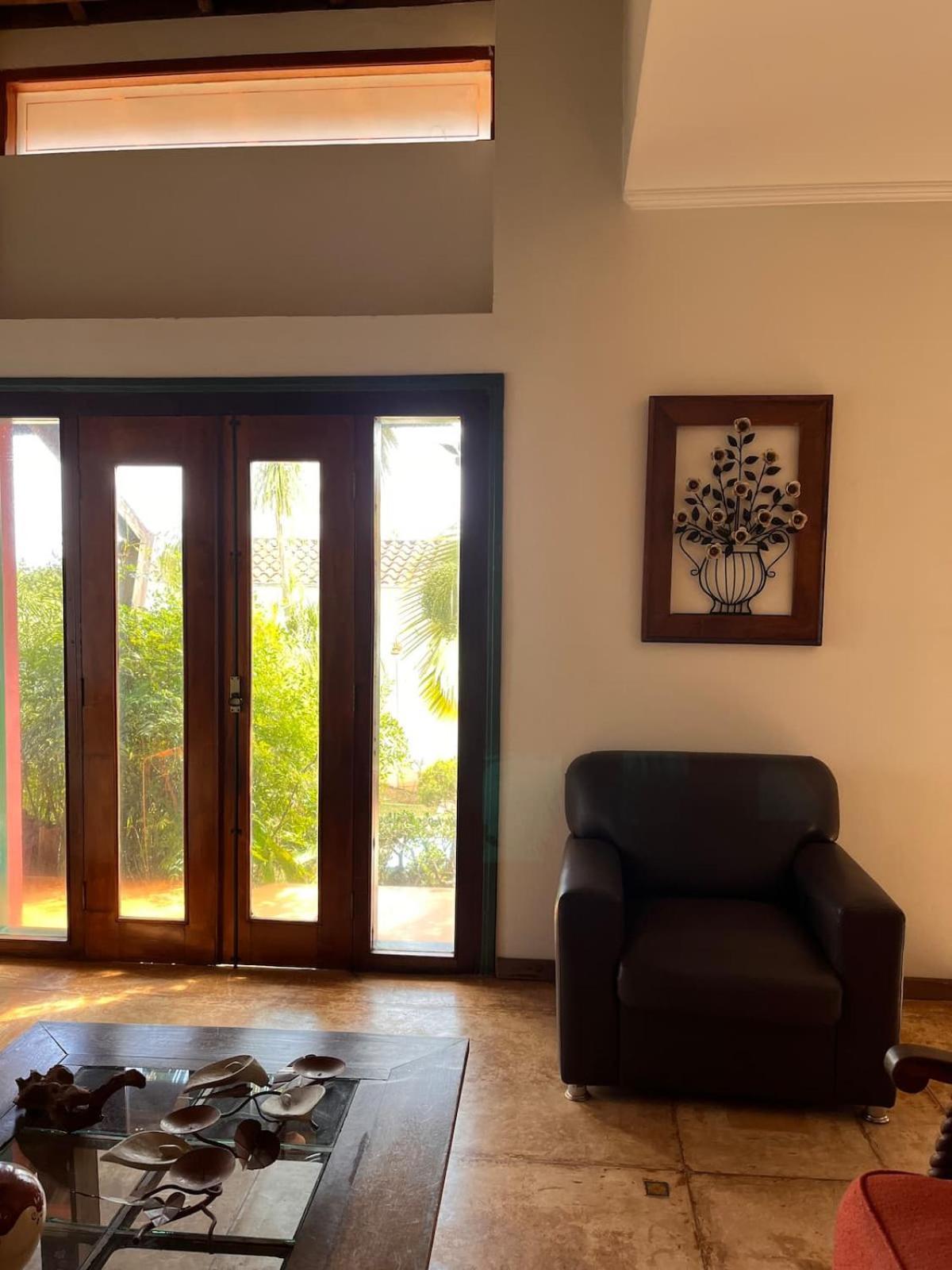 Bela Vista, Excelente Localizacao, Casa Completa